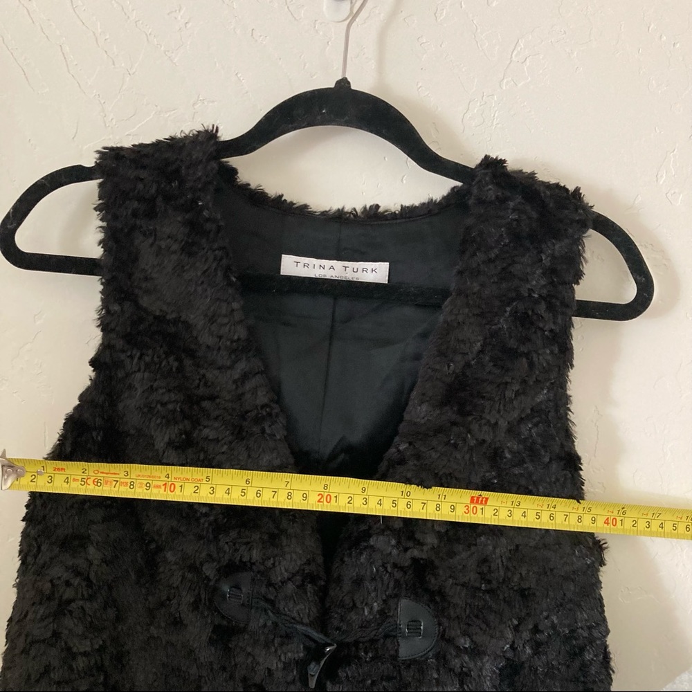 Fur Vest - Picture 10 of 10